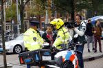 Amsterdam 18 oktober 2013
Powned verslaggever Danny Ghosen gaat ik conclaaf met politie ivm 25km voertuig maken van een mercedes.