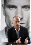 Amsterdam 18 oktober 2013
Presentatie boek Dennis Bergkamp. Johan Cruijff neemt het eerste boek in ontvangst.