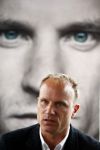 Amsterdam 18 oktober 2013
Presentatie boek Dennis Bergkamp. Johan Cruijff neemt het eerste boek in ontvangst.