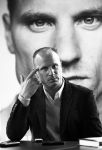 Amsterdam 18 oktober 2013
Presentatie boek Dennis Bergkamp. Johan Cruijff neemt het eerste boek in ontvangst.