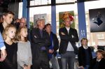 Amsterdam 18 oktober 2013
Presentatie boek Dennis Bergkamp. Johan Cruijff neemt het eerste boek in ontvangst. Kinderen Dennis Bergkamp
