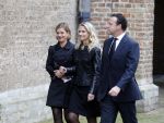 Delft 1 november 2013
Emily Bremers met man bij herdenkingsdienst Prins Friso in grote kerk.