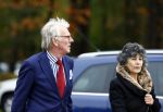 Leusden 8 november 2013
Crematie Leen Timp bij het crematorium in Leusden. Freek de Jonge met zijn vrouw