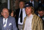 Hilversum, 28 Augustus 1988
Tour Kwis gepresenteerd door Willibrord Frequin met assistente Lieske Liebregts, de vriendin van Gert-Jan Theunisse.
Verder op de foto ploegleiders Jan Rass, Jan Gisbers en Steven Rooks.
Foto Peter Smulders BV