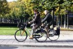 Amsterdam 12 oktober 2013
Isa Hoes op de fiets.