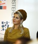 Amsterdam 18 oktober 2013
Koningin Maxima opent de expositie van Malevich in het stedelijk museum.