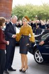 Amsterdam 18 oktober 2013
Koningin Maxima opent de expositie van Malevich in het stedelijk museum.
Johan Remkes en loco Burgemeester Carolien Gehrels