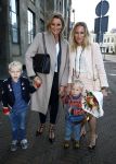 Den Haag 30 oktober 2013
Premiere Mr Finney in diligentia. Prinses Laurentien komt samen met haar kinderen Leonore Eloise en Claus Casimir. Lieke v L:exmond met zus Jetteke en neefjes