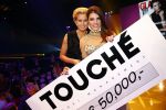 Hilversum 21 oktober 2013
Anouk Smulders presenteert de finale van Hollands next top model HNTM in studio 21 . de finalisten zijn Bo Anke Nikki en Delorian. Nikki wordt uiteindelijk HNTM.