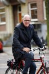 Amsterdam 17 oktober 2013
Nieuwslezer Philip Freriks op de fiets in Amsterdam