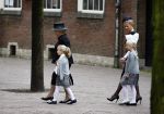 Delft 2 november 2013
Herdenkingsdienst voor prins Friso in de grote kerk in Delft.
Prinses Beatrix met Prinses Mabel en haar kinderen