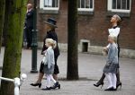 Delft 2 november 2013
Herdenkingsdienst voor prins Friso in de grote kerk in Delft.
Prinses Beatrix met Prinses Mabel en haar kinderen