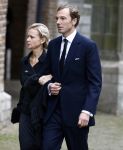 Delft 2 november 2013
Herdenkingsdienst voor prins Friso in de grote kerk in Delft.
Prinses Caroline met haar manAlbert Brenninkmeijer