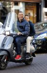 Amsterdam 24 oktober 2013
Ruud en Maxim Gullit op de vespa scooter
