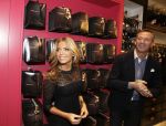 Amsterdam 8 november 2013
Sylvie Meis opent de nieuwe concept store van Hunkemoller op de leidse straat in Amsterdam.