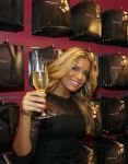 Amsterdam 8 november 2013
Sylvie Meis opent de nieuwe concept store van Hunkemoller op de leidse straat in Amsterdam.