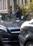 Amsterdam 31 oktober 2014
Annemarie v Gaal stapt uit haar mercedes SL cabrio.