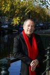 Amsterdam 27 oktober 2014
Presentatie nieuwe castleden Naast Freek Bartels en Bill van Dijk zijn ook Tony Neef (Sonneveld), Mariska van Kolck (Conny Stuart) en Cindy Bell (de lifter) te zien in Sonneveld. Albert Verlinde is de producent.