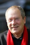 Amsterdam 27 oktober 2014
Presentatie nieuwe castleden Naast Freek Bartels en Bill van Dijk zijn ook Tony Neef (Sonneveld), Mariska van Kolck (Conny Stuart) en Cindy Bell (de lifter) te zien in Sonneveld. Albert Verlinde is de producent.