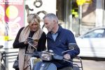 Amsterdam 1 november 2014
Caroline Tensen met haar man Ernst Jan Smids op hun vespa scooter.