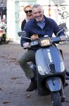 Amsterdam 1 november 2014
Caroline Tensen met haar man Ernst Jan Smids op hun vespa scooter.
