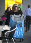 Amsterdam 31 oktober 2014
Connie Breukhoven doet boodschappen bij Albert Heijn op het gelderlandplein