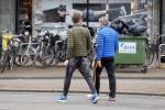 Amsterdam 5 november 2014
Dave en Dries Roelvink gaan rennen in het vondelpark voor hun soap die binnenkort op sbs6 uitgezonden wordt.