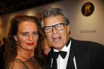 Hilversum 27 oktober 2014
Premiere film pak van mijn hart van Kees v Nieuwkerk. Emile Ratelband met zijn vriendin