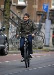 Amsterdam 31 oktober 2014
Erik van t Hoff op de fiets in amsterdam zuid na afspraak met oa Jack Spijkerman