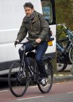 Amsterdam 31 oktober 2014
Erik van t Hoff op de fiets in amsterdam zuid na afspraak met oa Jack Spijkerman