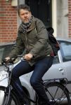 Amsterdam 31 oktober 2014
Erik van t Hoff op de fiets in amsterdam zuid na afspraak met oa Jack Spijkerman