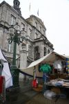 Maastricht, 29 Oktober 2014
Het Gemeentehuis van Maastricht op de markt, de Gay Kroeg bij de Markt en het appratement waar Onno Hoes woont