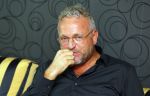 Schiphol 4 november 2014
Gordon komt terug van zijn kitkat break op een onbewoond eiland.