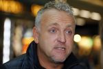 Schiphol 26 oktober 2014
Gordon vertrekt vanaf schiphol voor een reclamestunt van Kitkat naar een onbewoond eiland.