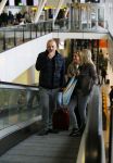 Schiphol 26 oktober 2014
Gordon vertrekt vanaf schiphol voor een reclamestunt van Kitkat naar een onbewoond eiland.