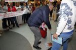 Schiphol 26 oktober 2014
Gordon vertrekt vanaf schiphol voor een reclamestunt van Kitkat naar een onbewoond eiland.