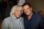 Amsterdam 28 oktober 2014
Presentatie boek Casa Rosso met Jan Otten en Rob v Hulst. Karin Bloemen reikt het eerste boek uit. Jan Otten met Gerard Joling