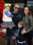 Utrecht 25 oktober 2014
Premiere Woezel en Pip in het beatrixtheater. Jeroen v Koningsbrugge met vrouw en kinderen