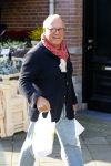 Amsterdam 1 november 2014
Joop Braakhekke doet boodschappen op de cornelis schuytstraat.