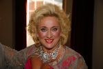 Amsterdam 28 oktober 2014
Presentatie boek Casa Rosso met Jan Otten en Rob v Hulst. Karin Bloemen reikt het eerste boek uit.