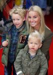 Utrecht 25 oktober 2014
Premiere Woezel en Pip in het beatrixtheater. Kim Stekelenburg met moeder en kinderen