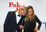 Hilversum 27 oktober 2014
Premiere film pak van mijn hart van Kees v Nieuwkerk. Matthijs v Nieuwkerk met zijn dochter Jet