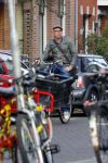 Amsterdam 31 oktober 2014
Owen Schumacher op de fiets in Amsterdam zuid