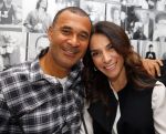 Blaricum 24 oktober 2014
Ruud Gullit met zijn vriendin Maggie Jimenez in Blaricum bij Gordon op de koffie.