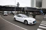 Schiphol 26 oktober 2014
Gordon vertrekt vanaf schiphol voor een reclamestunt van Kitkat naar een onbewoond eiland. Tesla Taxi