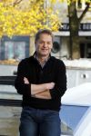 Amsterdam 27 oktober 2014
Presentatie nieuwe castleden Naast Freek Bartels en Bill van Dijk zijn ook Tony Neef (Sonneveld), Mariska van Kolck (Conny Stuart) en Cindy Bell (de lifter) te zien in Sonneveld. Albert Verlinde is de producent.