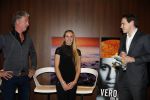Nootdorp 29 oktober 2014
Boekpresentatie Verona v d Leur bij Motel v d Valk. Verona met de uitgever en schrijver Vincent de Vries