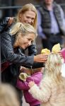 Utrecht 25 oktober 2014
Premiere Woezel en Pip in het beatrixtheater. Wendy v Dijk met dochter Lizzy en een vriendin
