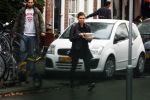 Amsterdam 21 oktober 2015
Manuel Broekman gaat met zijn vriendin Adriana Mosk met hun hond naar de dierenarts.