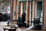 Amsterdam 21 oktober 2015
Manuel Broekman gaat met zijn vriendin Adriana Mosk met hun hond naar de dierenarts.